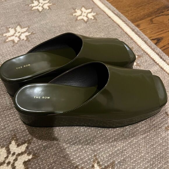 The Row Patent Leather Flatform Open Toe Mule in Olive size 38 - Picture 5 of 11